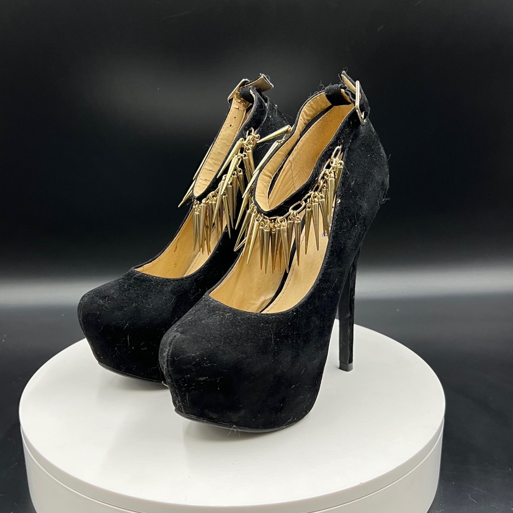 STYLUXE Black Platform Heels with Gold Accents